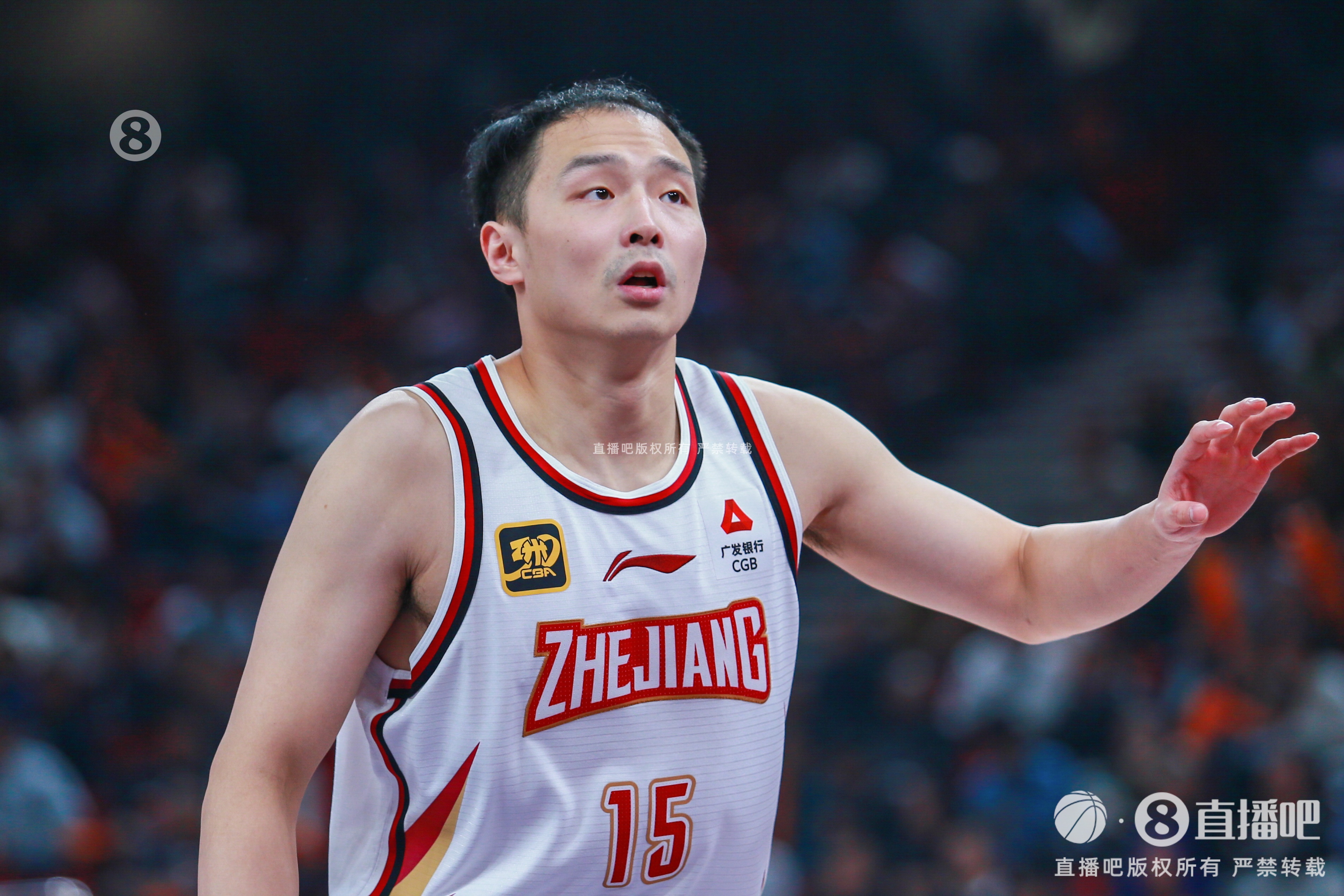 媒体人：或许只有等未来所有球员都不是青训 CBA球员才能自由转会