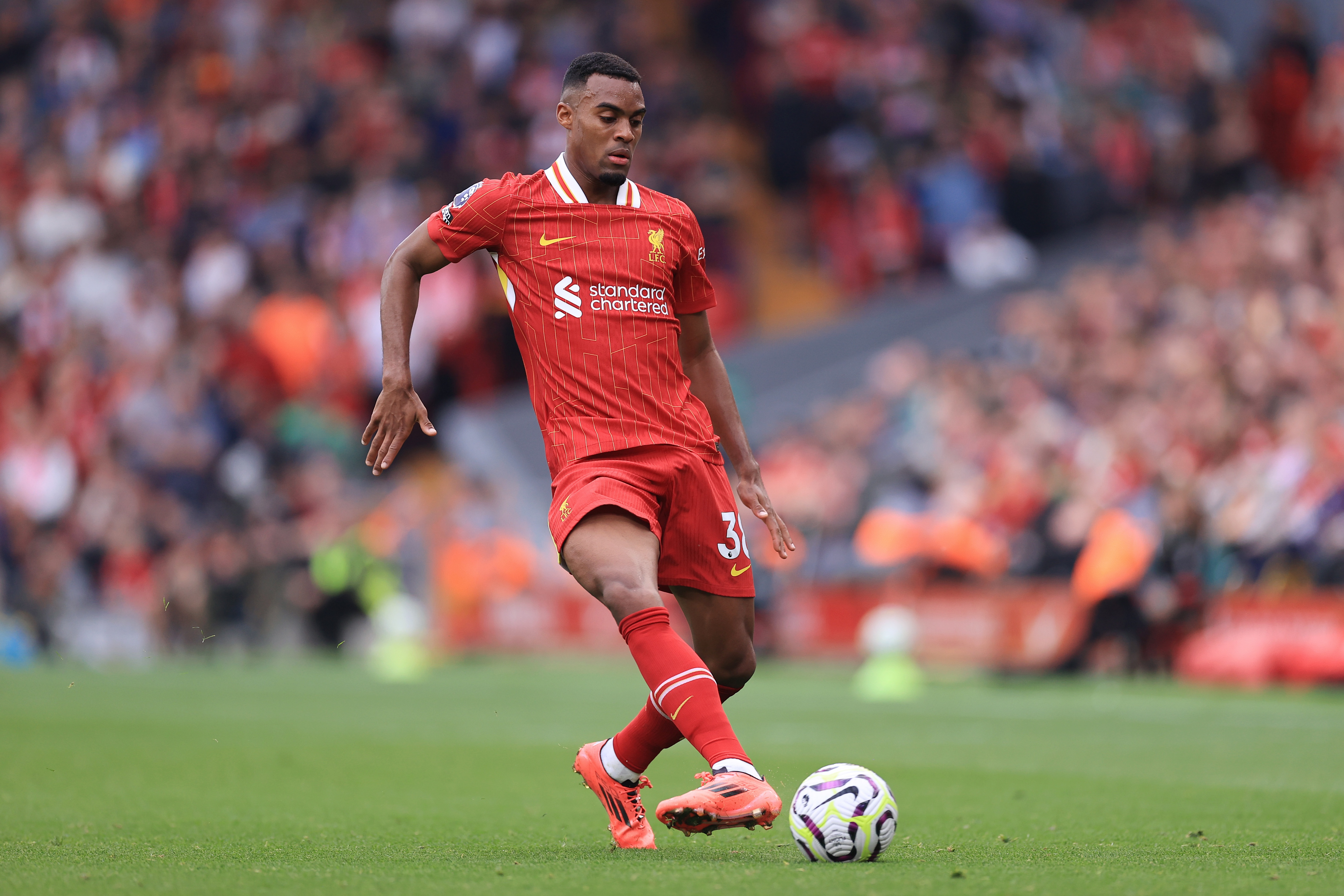 太厉害！赫拉芬贝赫上半场抢断5次全场最多，对抗成功6次队内最多