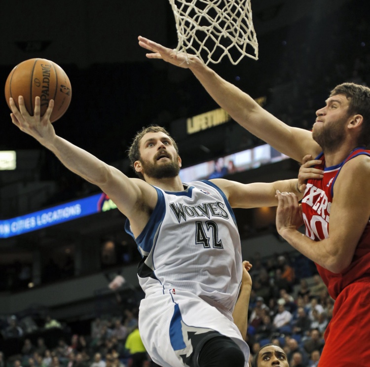 迈克尔-比斯利：凯文-乐福森林狼时期就是个猛兽 经常砍下30+20