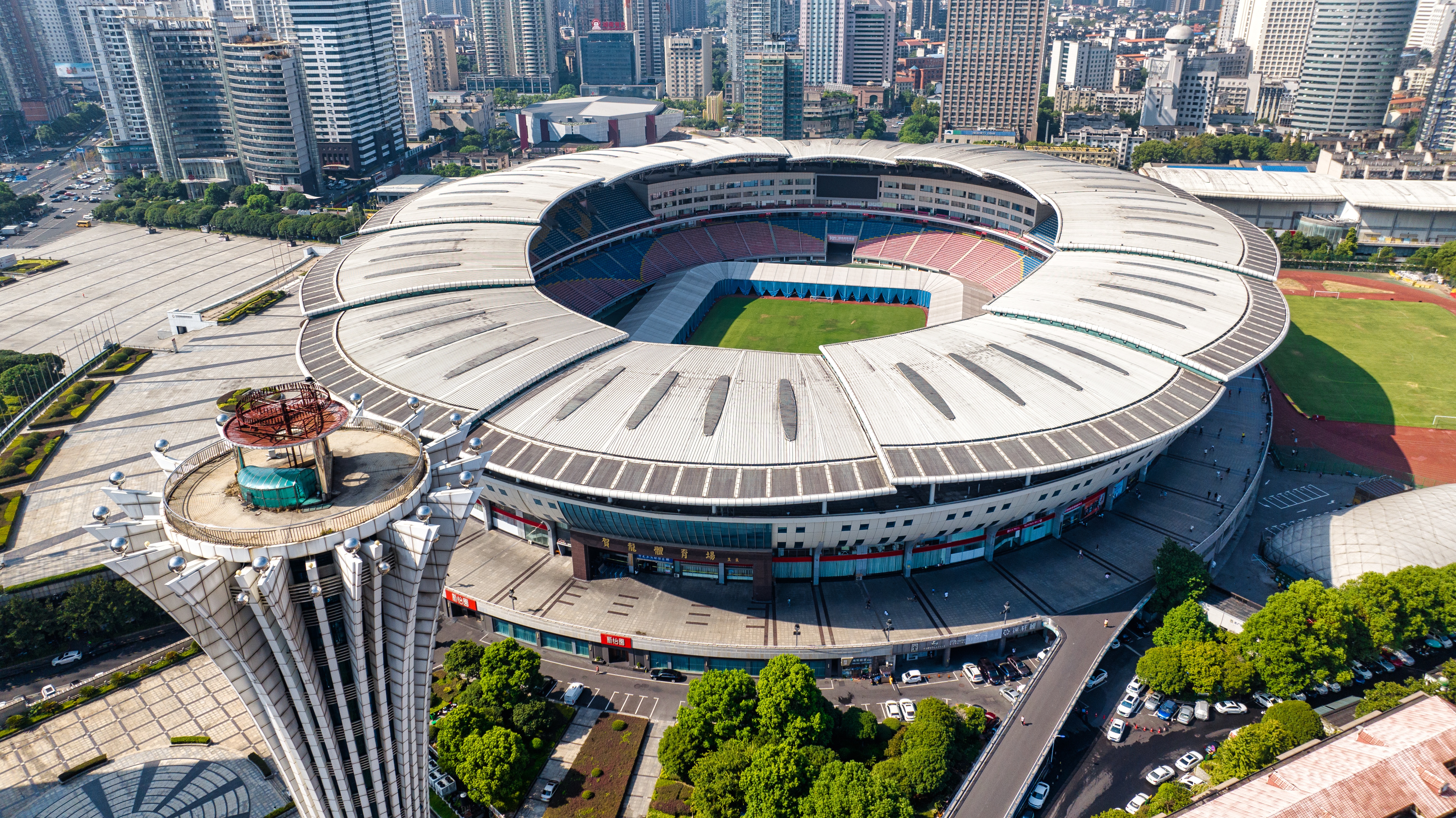 湘超前两轮现场观赛达28.7万多人，拉动消费20多亿元