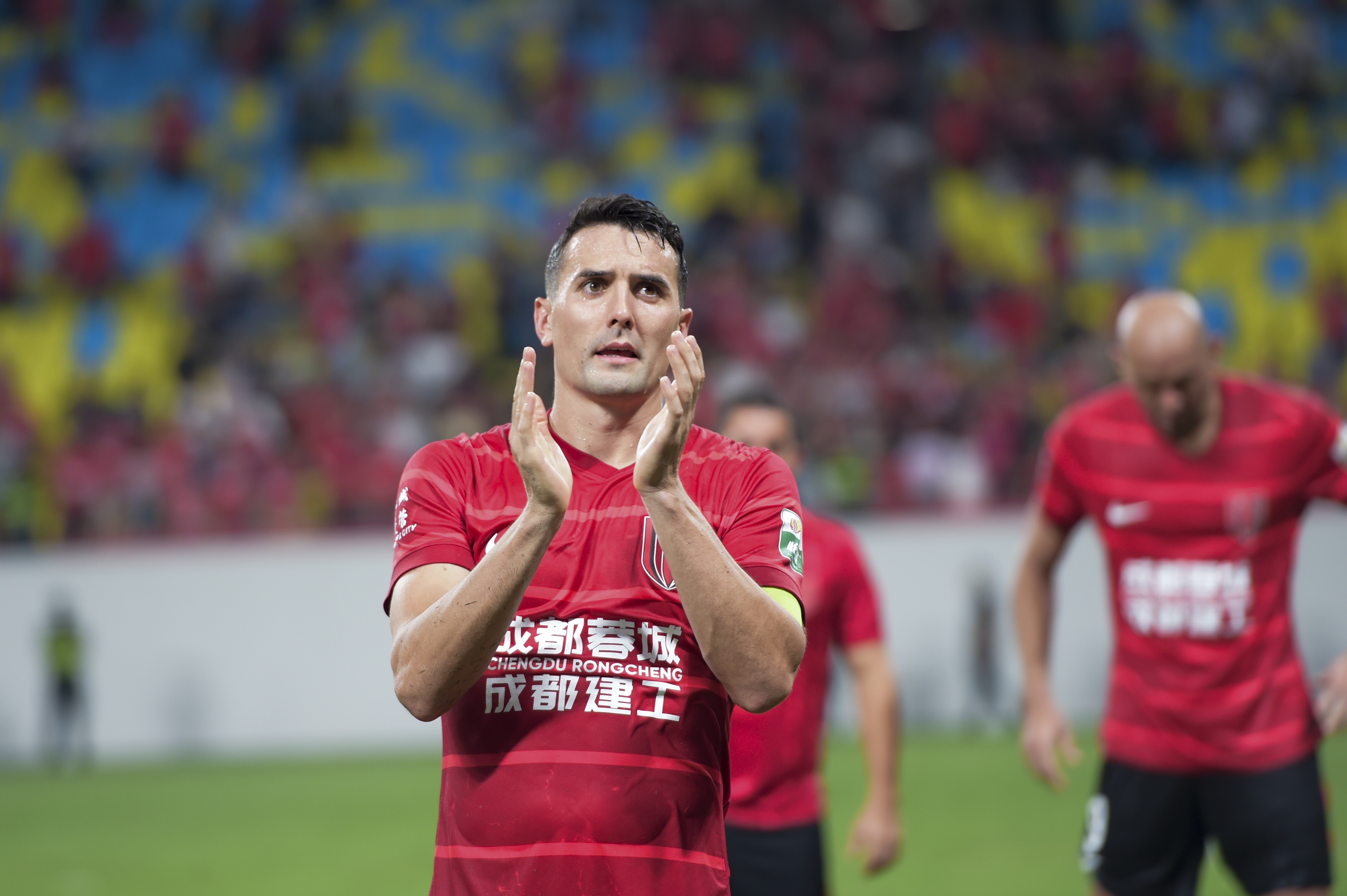 周定洋：很高兴首个亚冠主场能拿到3分 我们在亚洲舞台展现了自己