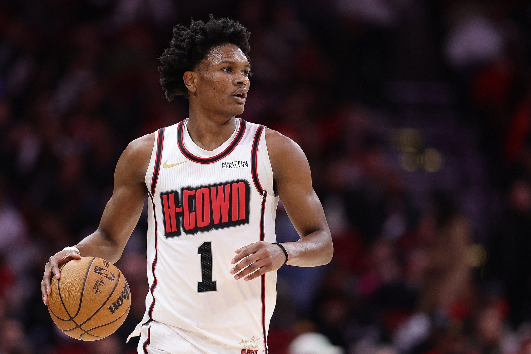 阿门：有球无球我都高效 我能适配任何阵容 菜鸟时我还打过中锋