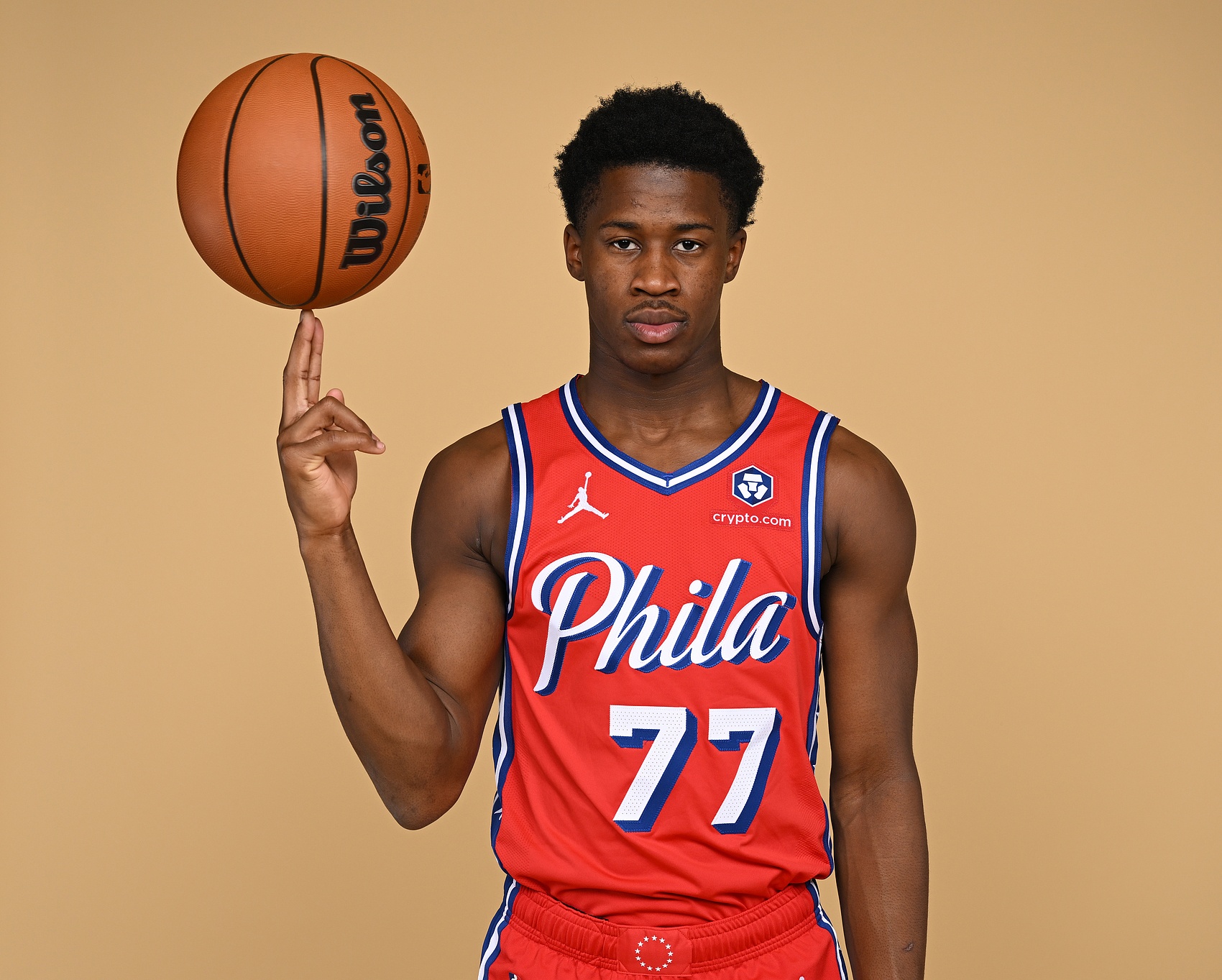 炸裂隔扣差一点！76人探花秀埃奇库姆上半场8中3贡献9分3板2助