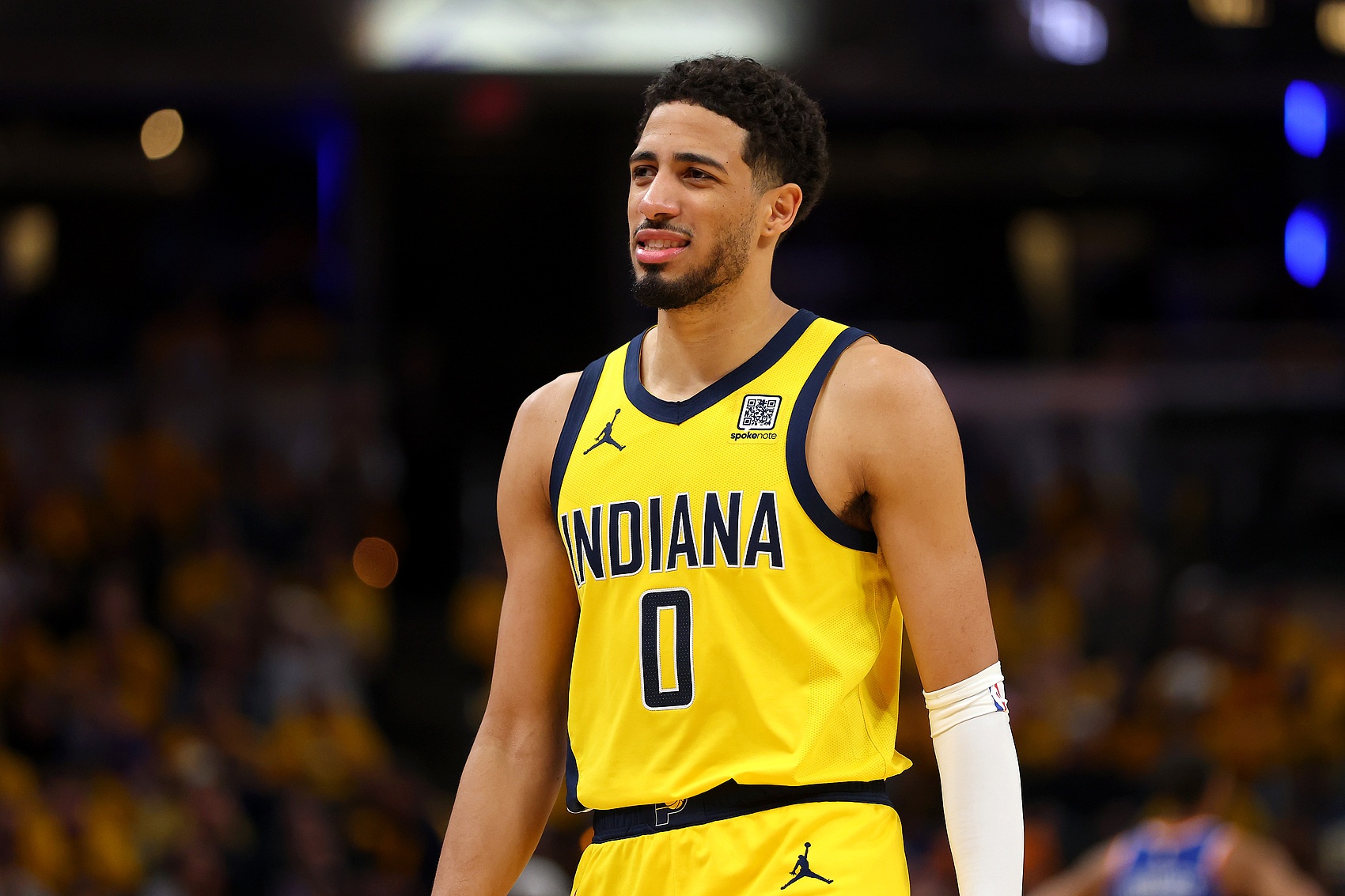 哈利伯顿：杨瀚森真的很会传球 他会适应NBA的