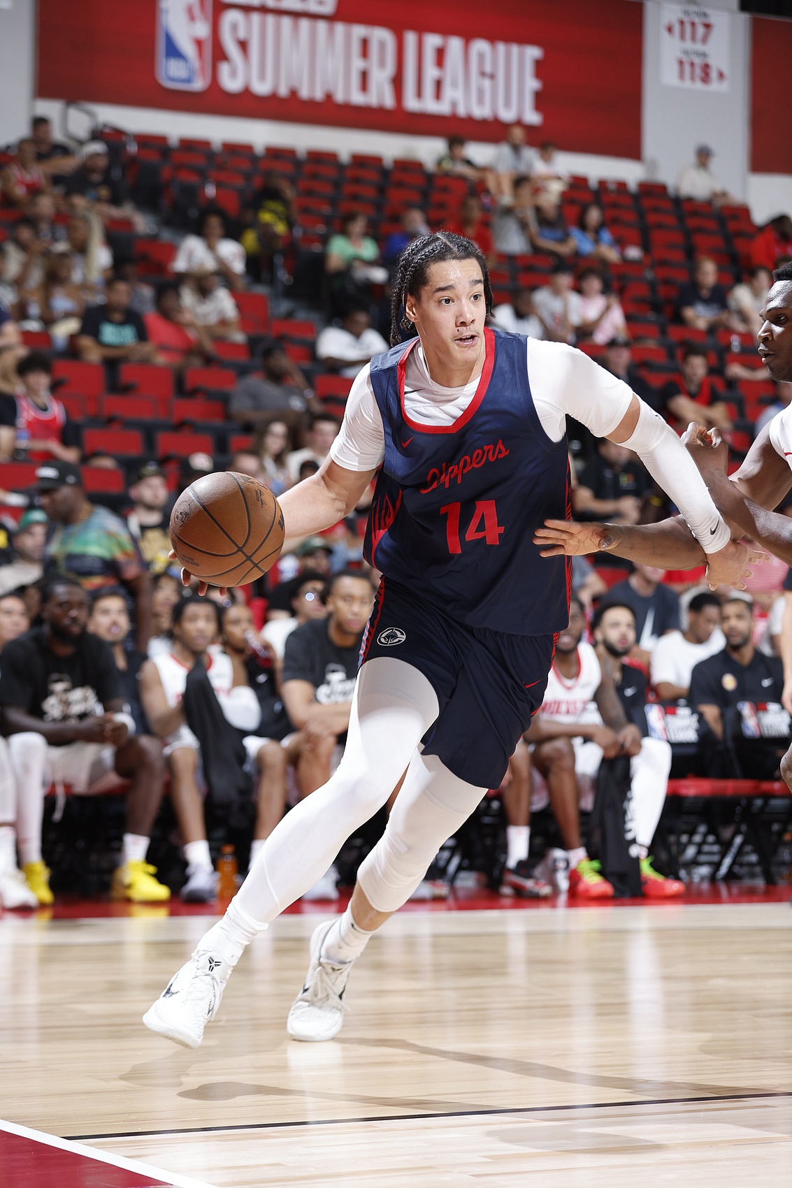 卢谈30号秀尼德豪泽：他理解了球队防守体系 进攻也知道该做什么