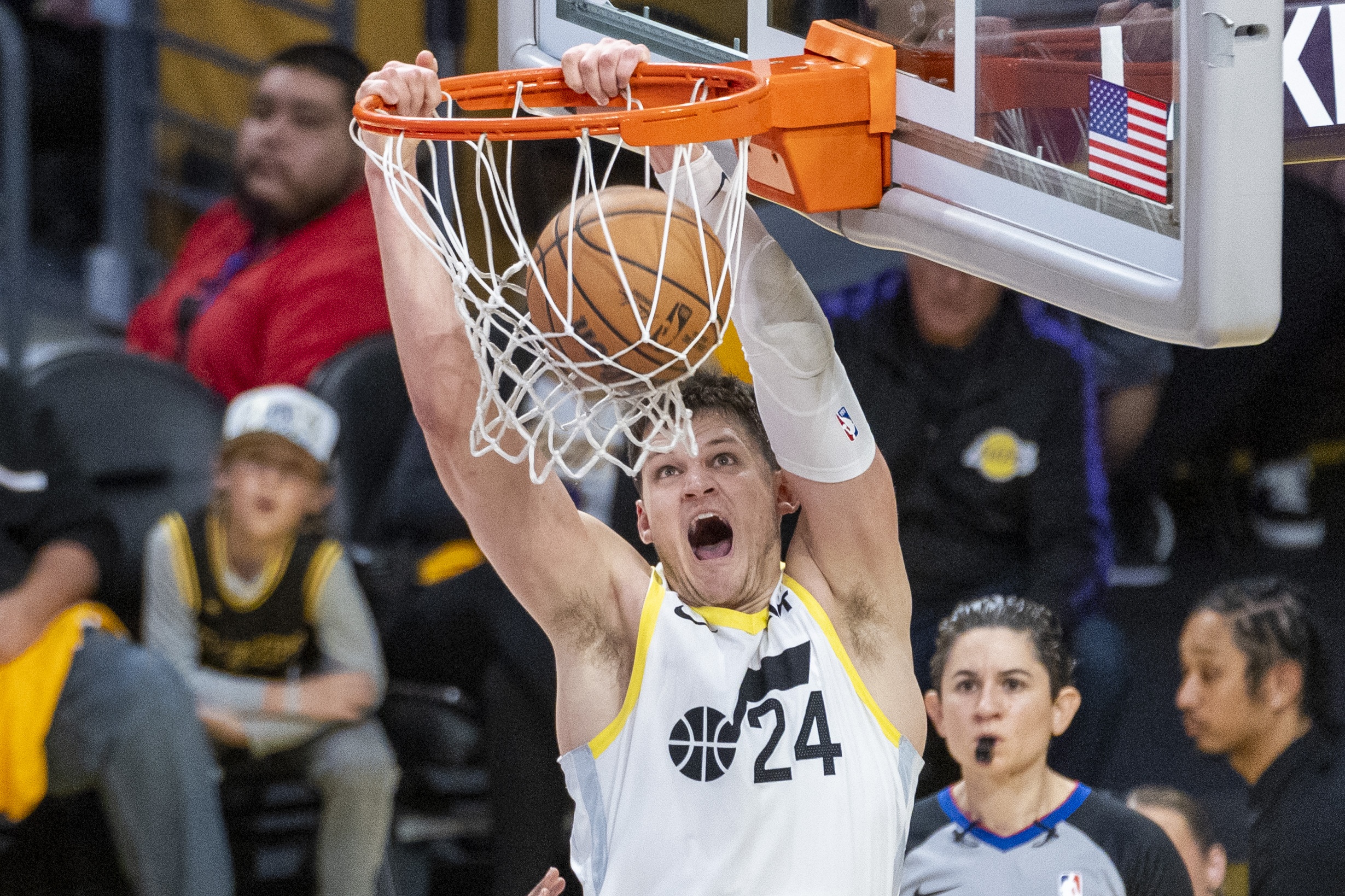 场均两双+2.4帽~爵士未来数月将决定是否交易凯斯勒 湖人垂涎已久