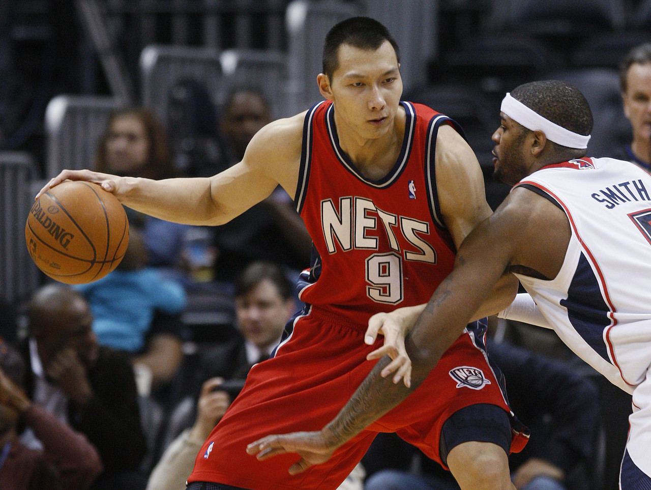 网记：很多前篮网球员都在NBA中国赛上亮相 但易建联在哪里呢