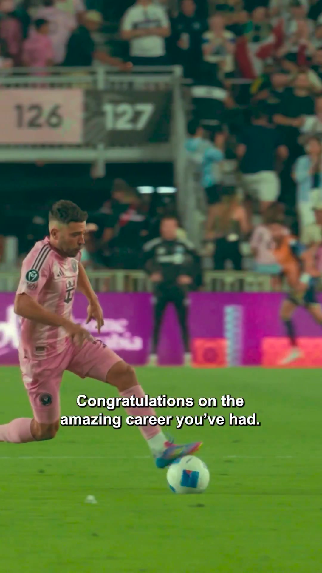 迈阿密晒视频告别阿尔巴，梅西、苏亚雷斯、伊涅斯塔等人寄语