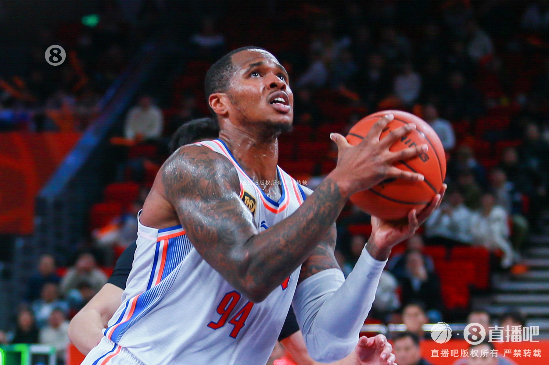 媒体人：CBA北区中上游某队有意报价前四川男篮外援马库斯-亨特